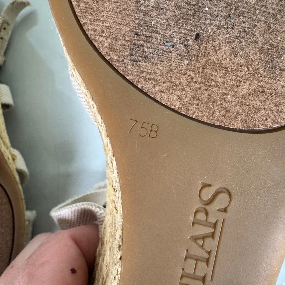 Chaps Tan Espadrille‎ Wedge Sandals Frayed Edges Ankle Strap Cruise Resort 7.5 B